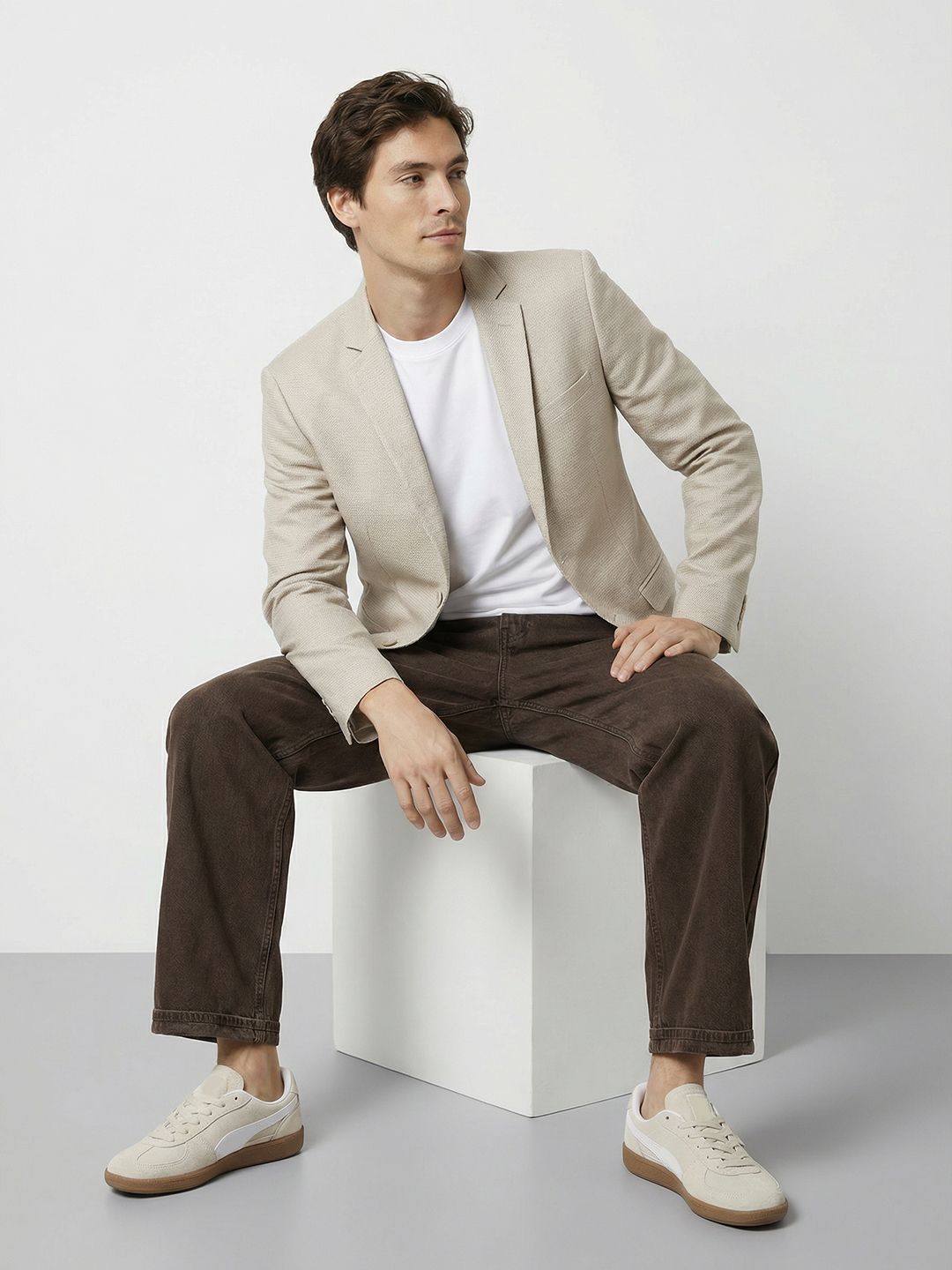 Shop Falcon Guild men’s casual blazers, coats, jackets, vests for work, weekends, dinners and date nights. Modern, versatile styles offering premium quality and exceptional value. Free Delivery Over $75 | International Shipping Available

